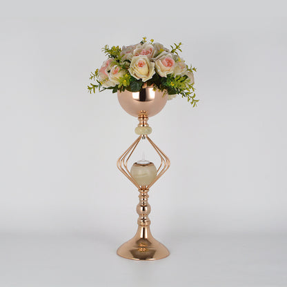 European-style gold candlestick & floral arrangement for decorations 9985